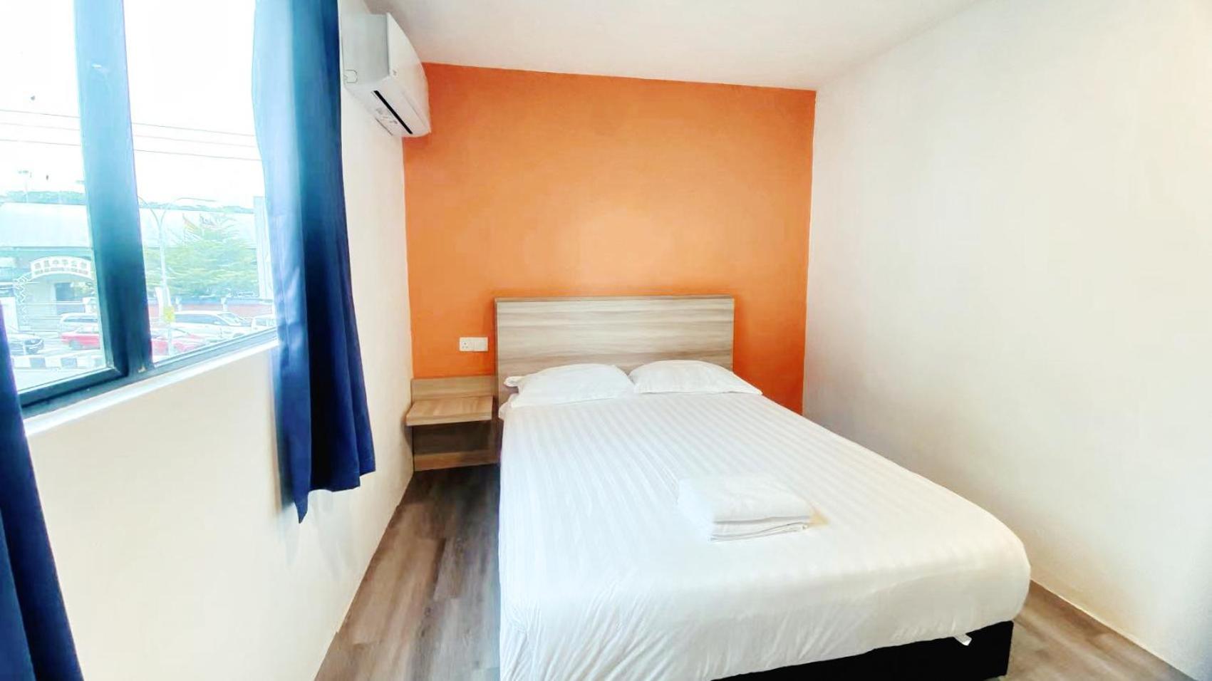 Hi-Inn Мири Екстериор снимка